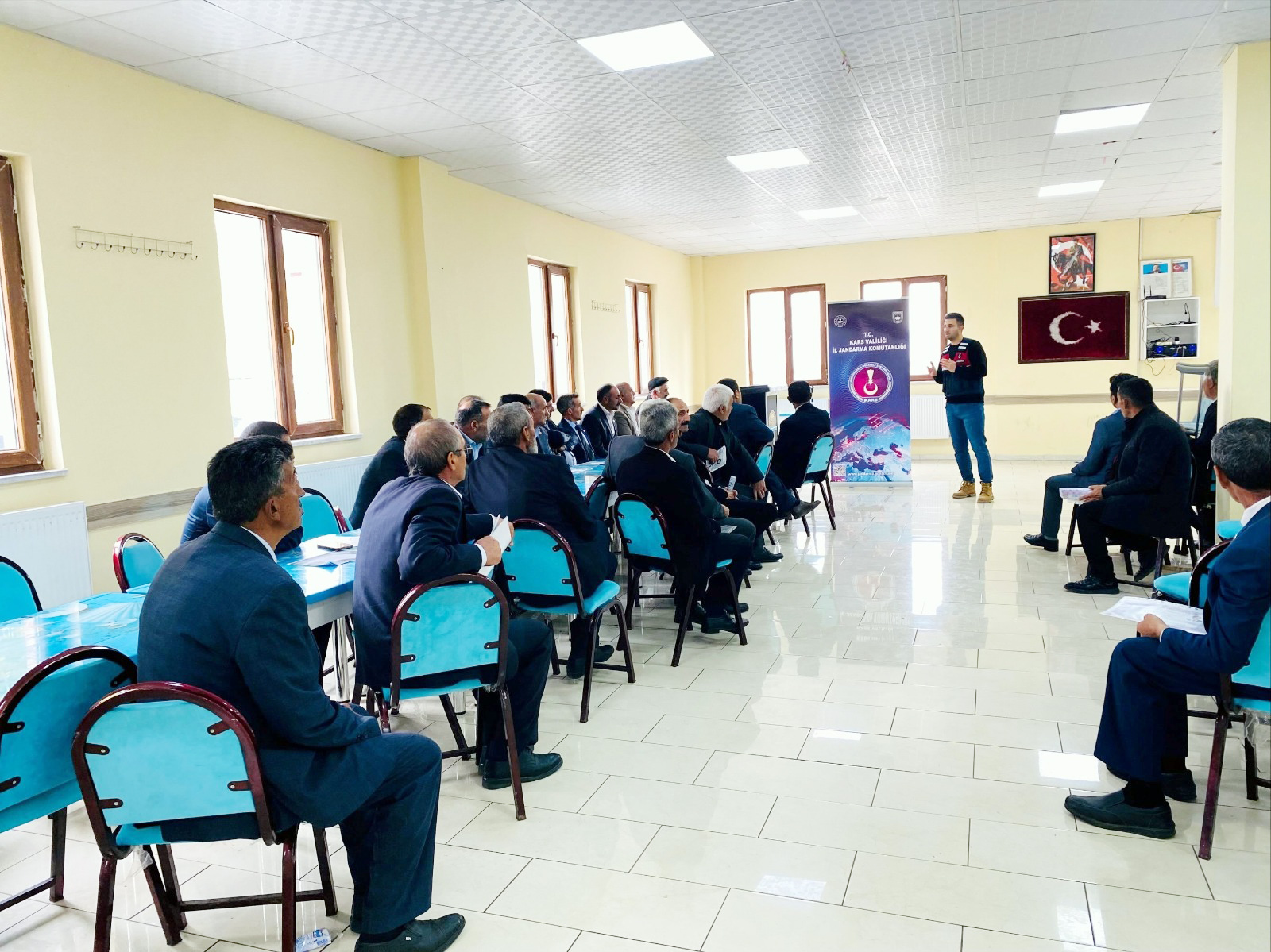 Kars'ta Muhtarlara Siber Güvenlik eğitimi