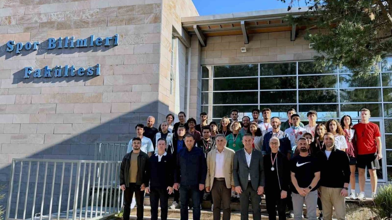 Cumhuriyet’in 102. yılı MSKÜ’de sporla kutlandı