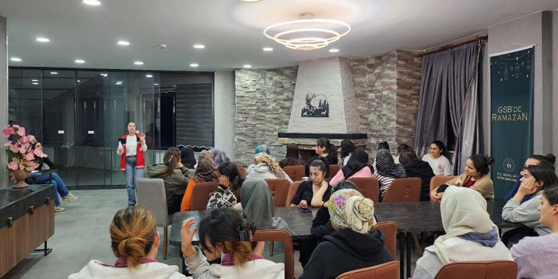 Sarıkamış'ta Öğrencilere KADES Eğitimi Verildi