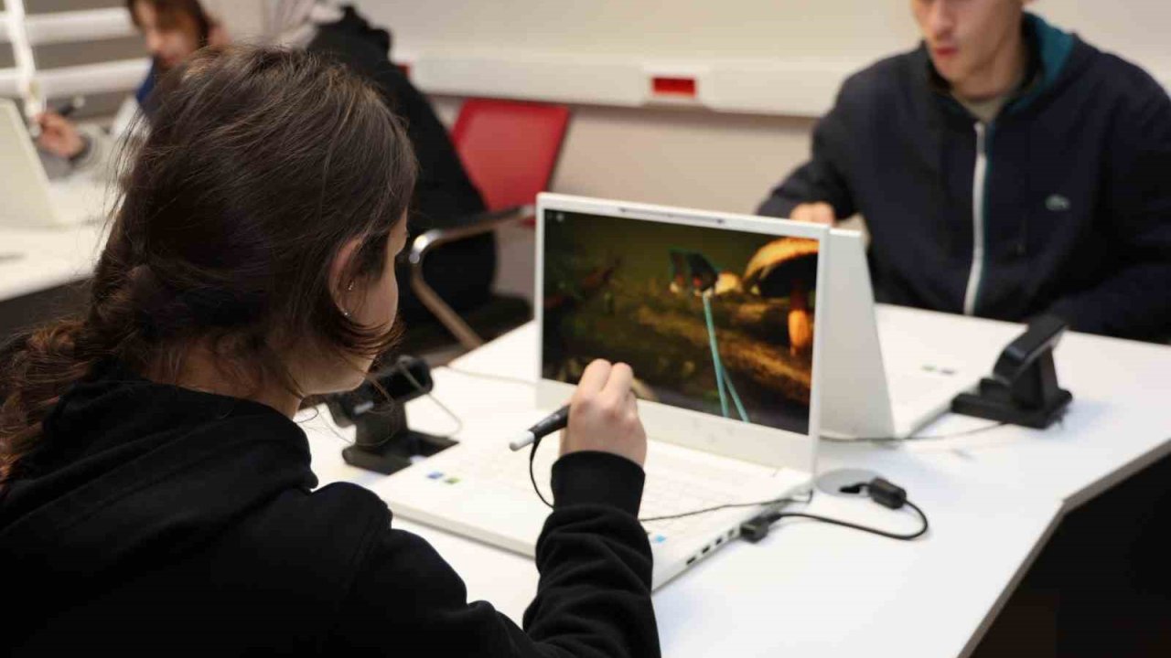 Liseli gençler Düzce Üniversitesi’ni inceledi Safir Koleji