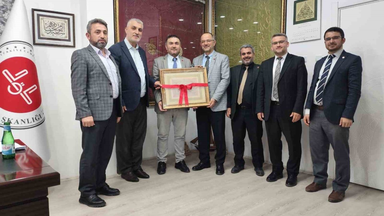 Eskişehir ilçe müftüleri Emirdağ’da