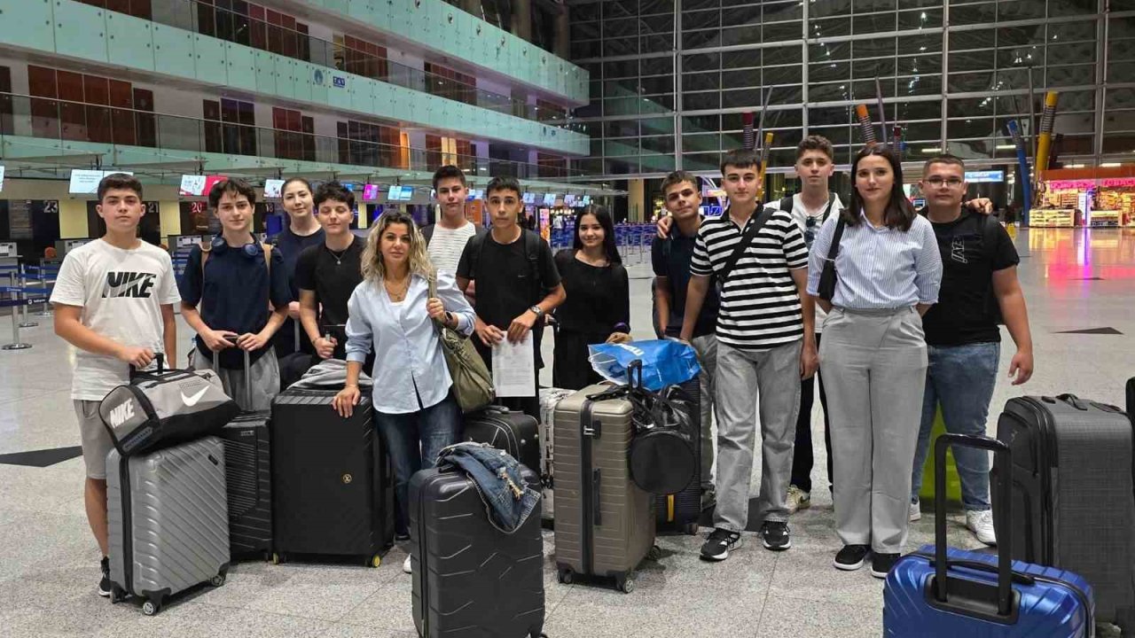 Turizm lisesi öğrencileri Almanya’da 90 günlük stajlarını tamamladı