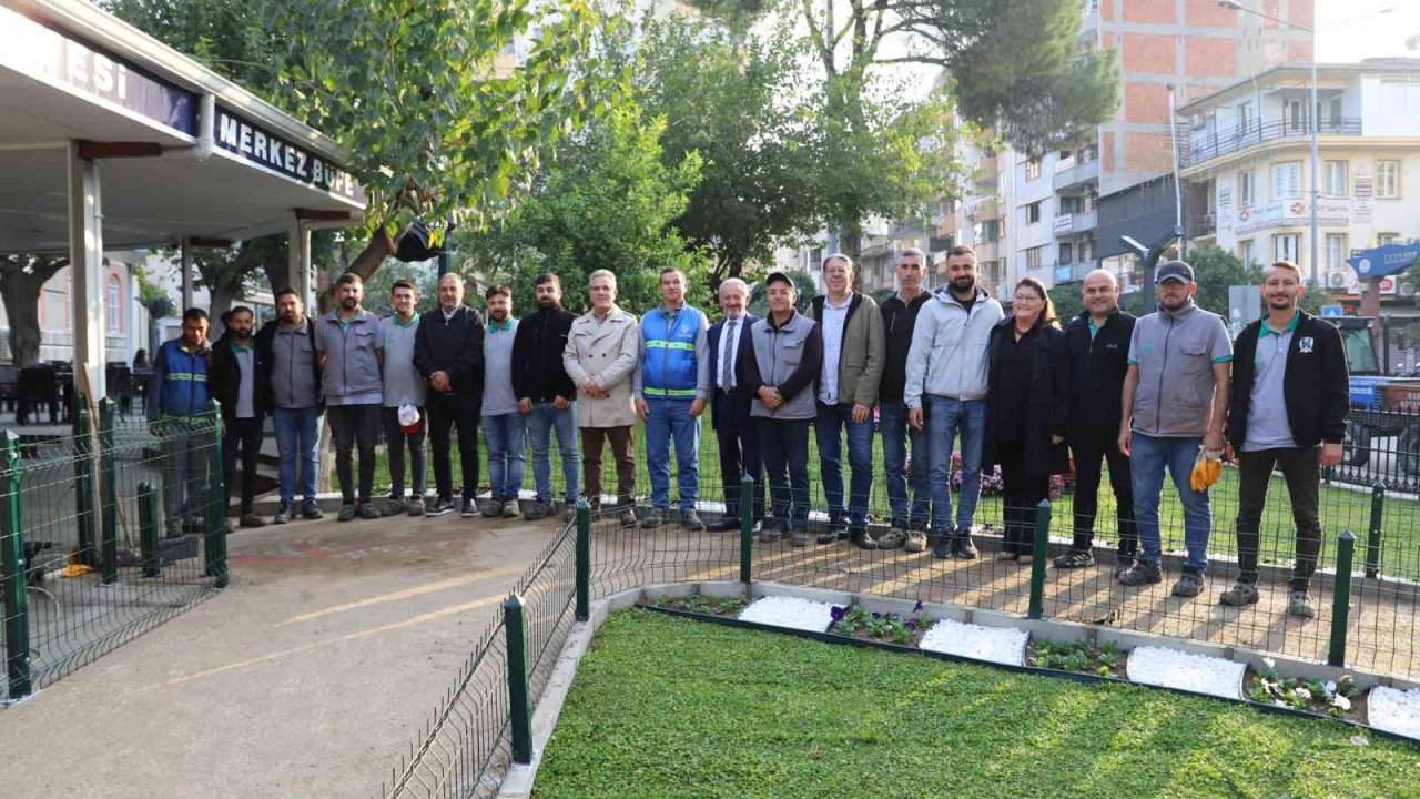 Başkan Ertuğrul Tetik sabah mesaisine sahada başladı