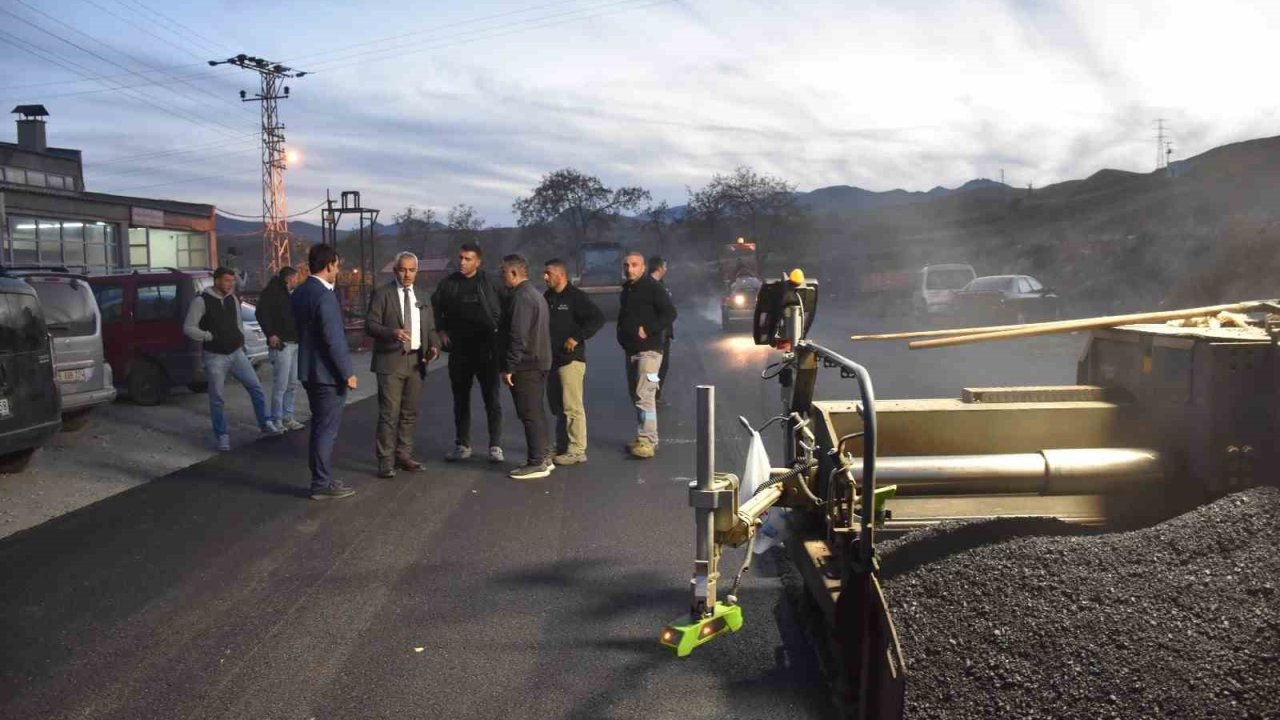 Oltu’da asfalt seferberliği