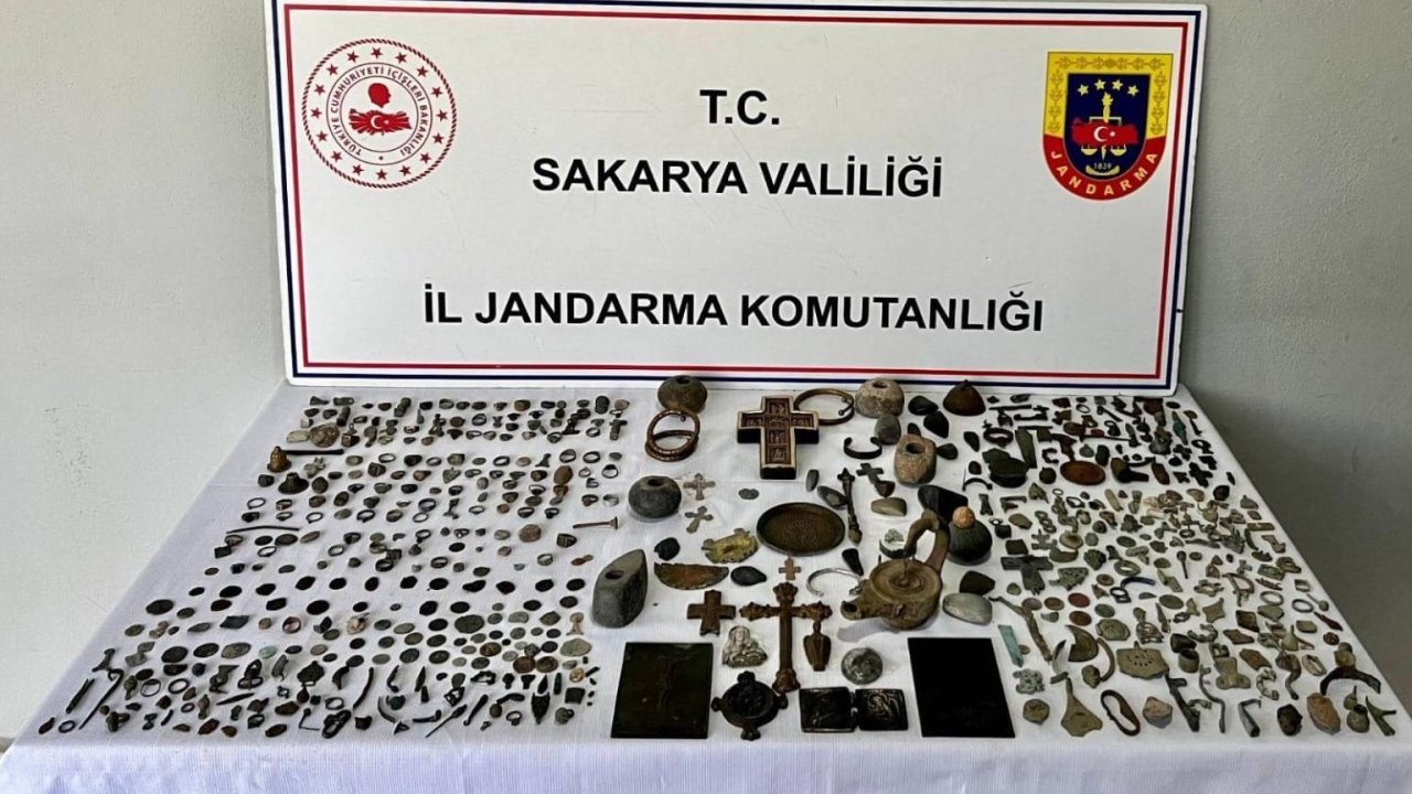 Jandarmadan ‘Anadolu Mirası’ operasyonu: 589 tarihi eser ele geçirildi