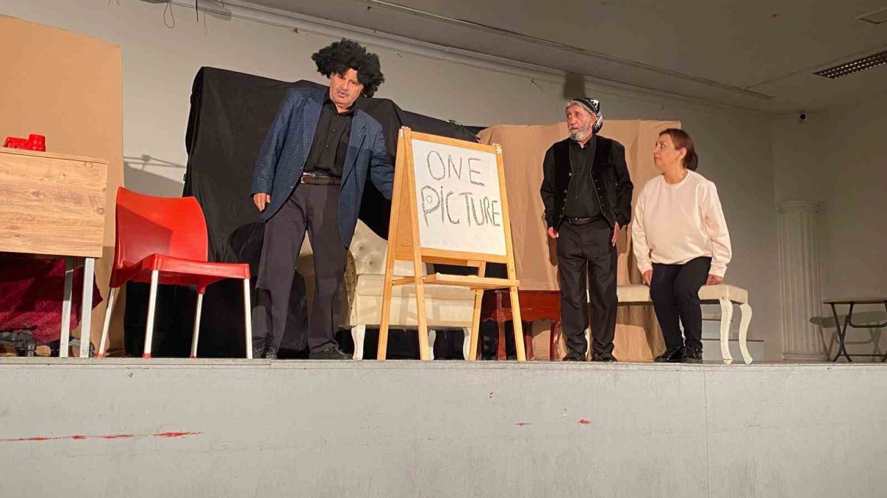 Sarıgöl’de tiyatro etkinliği büyük beğeni topladı