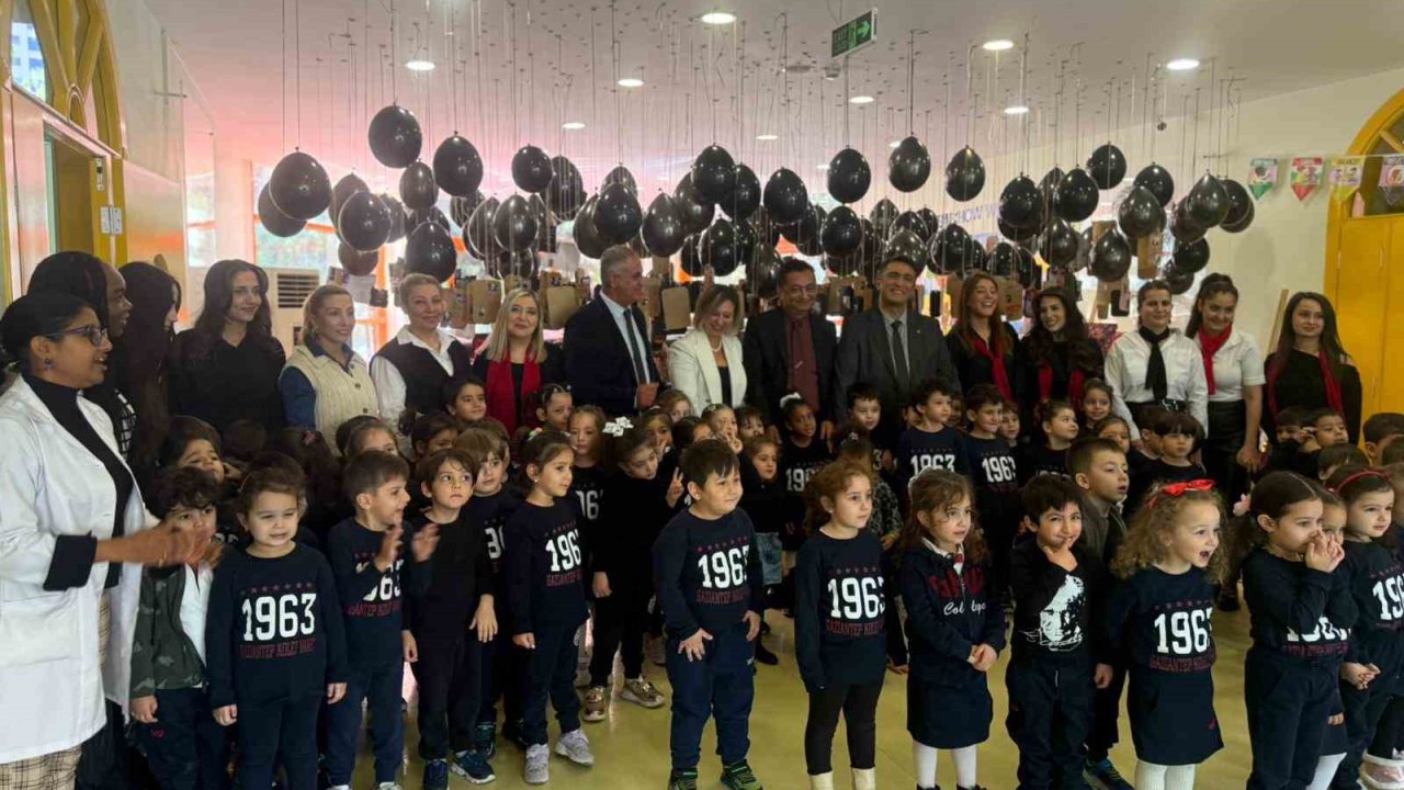 Gaziantep Kolej Vakfı Anaokulu’nda "Ata’m" sergisi büyük ilgi gördü