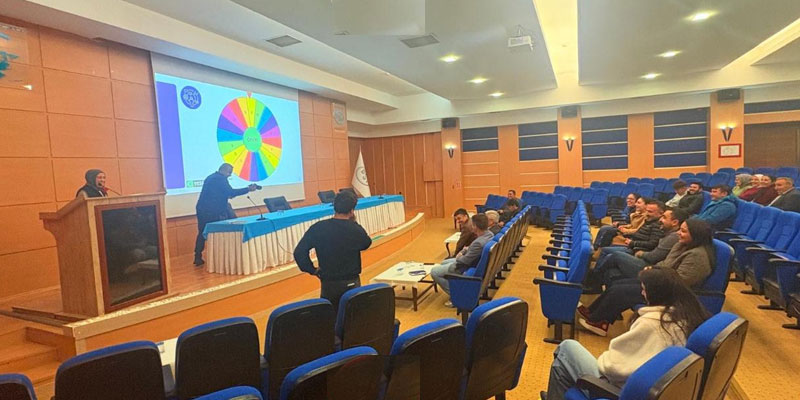 Kars’ta DSİ personeline teknoloji bağımlılığı eğitimi verildi