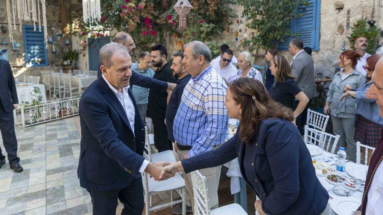 Başkan Seçer, turizm temsilcileriyle bir araya geldi