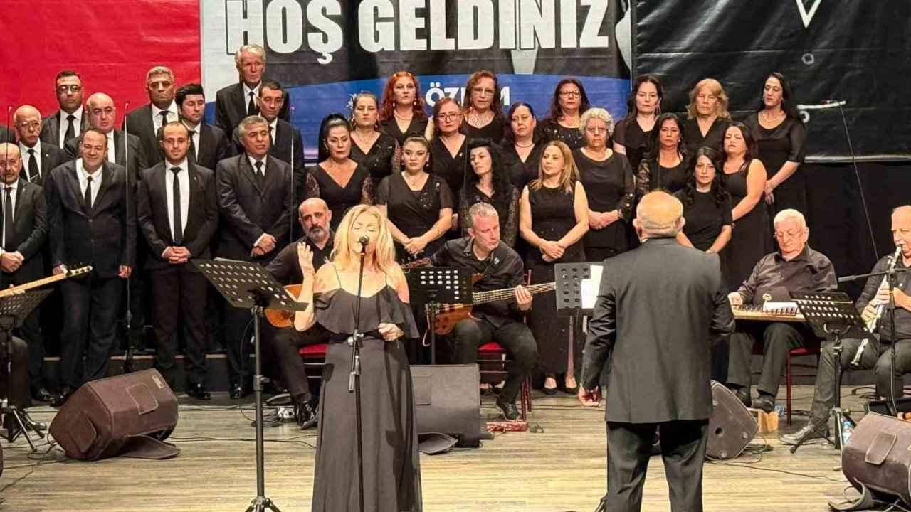 Büyükşehir, Atatürk’ü türkülerle andı