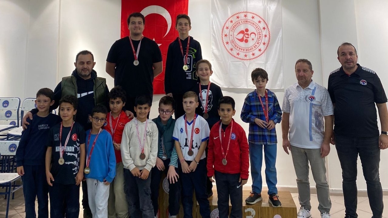 Satrancın şampiyonları belli oldu