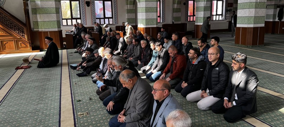 Kars'ta Gazi Mustafa Kemal Atatürk İçin Kur’an-ı Kerim okutuldu