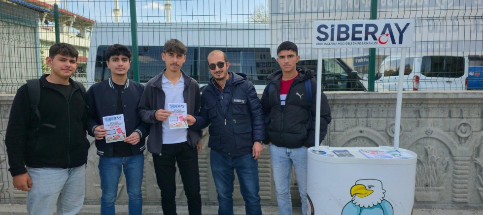 Kars Emniyetinden Futbolseverlere Siber Farkındalık Eğitimi