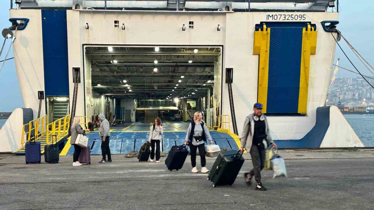 14 yıl sonra başlayan Trabzon-Soçi deniz seferlerine Rusya engeli