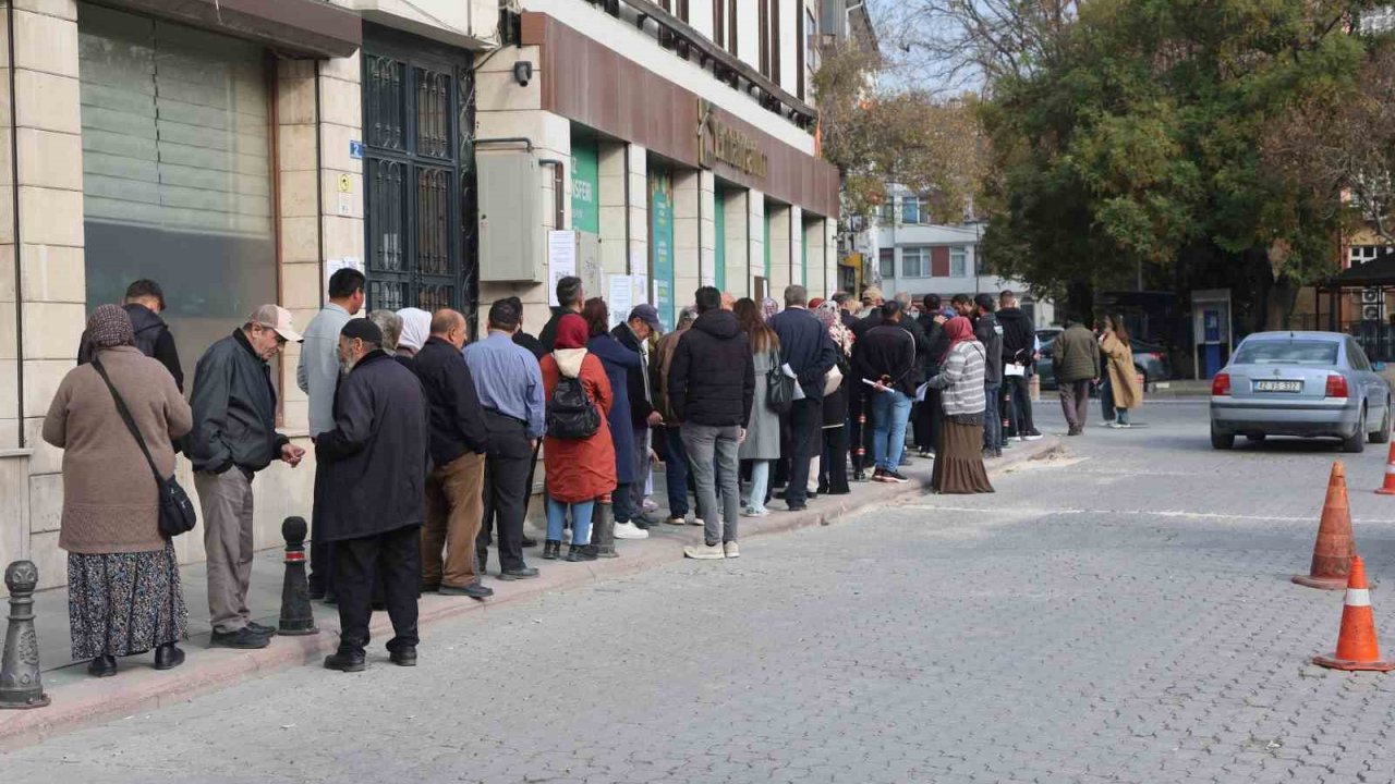 Konya’da ’Yüzyılın Konut Projesi’ne müracaat yoğunluğu