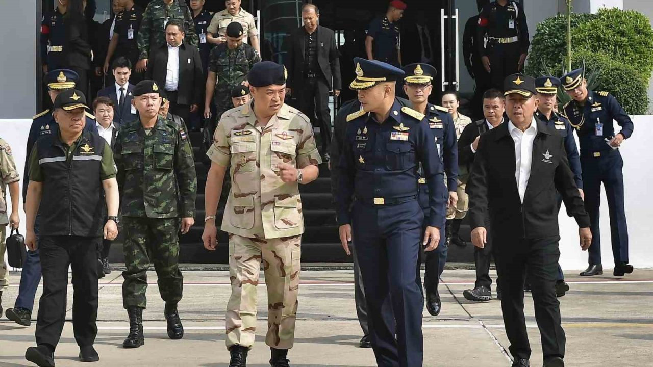 Tayland’dan Kamboçya ile ateşkesin askıya alınmasının ardından sınırda "tam hazırlık" ilanı