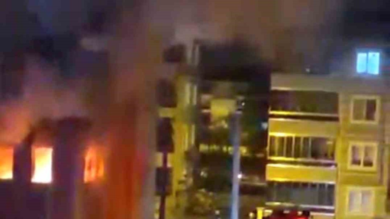 Kütahya’da apartman dairesinde yangın: 5 kişi kurtarıldı