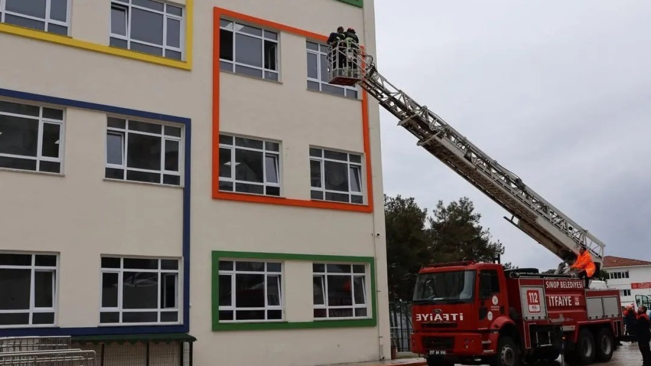 Sinop’ta öğrencilere afet bilinci kazandırıldı