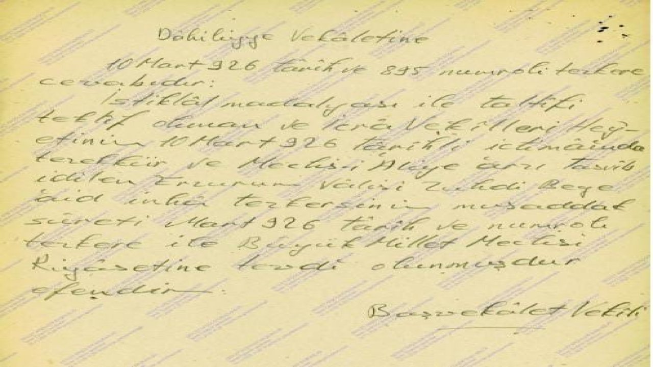 Erzurum Valisine İstiklal Madalyası