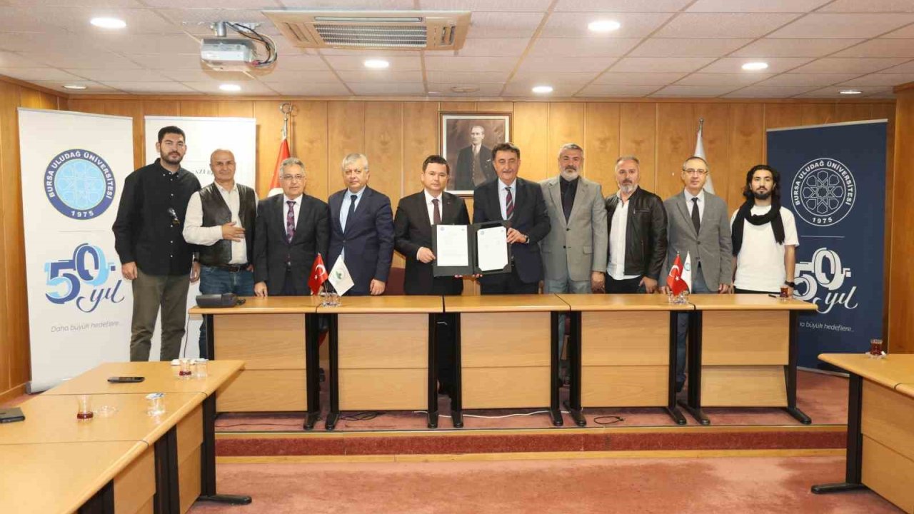 BUÜ ve Osmangazi Belediyesi "Karagöz"ü uluslararası platforma taşıyacak