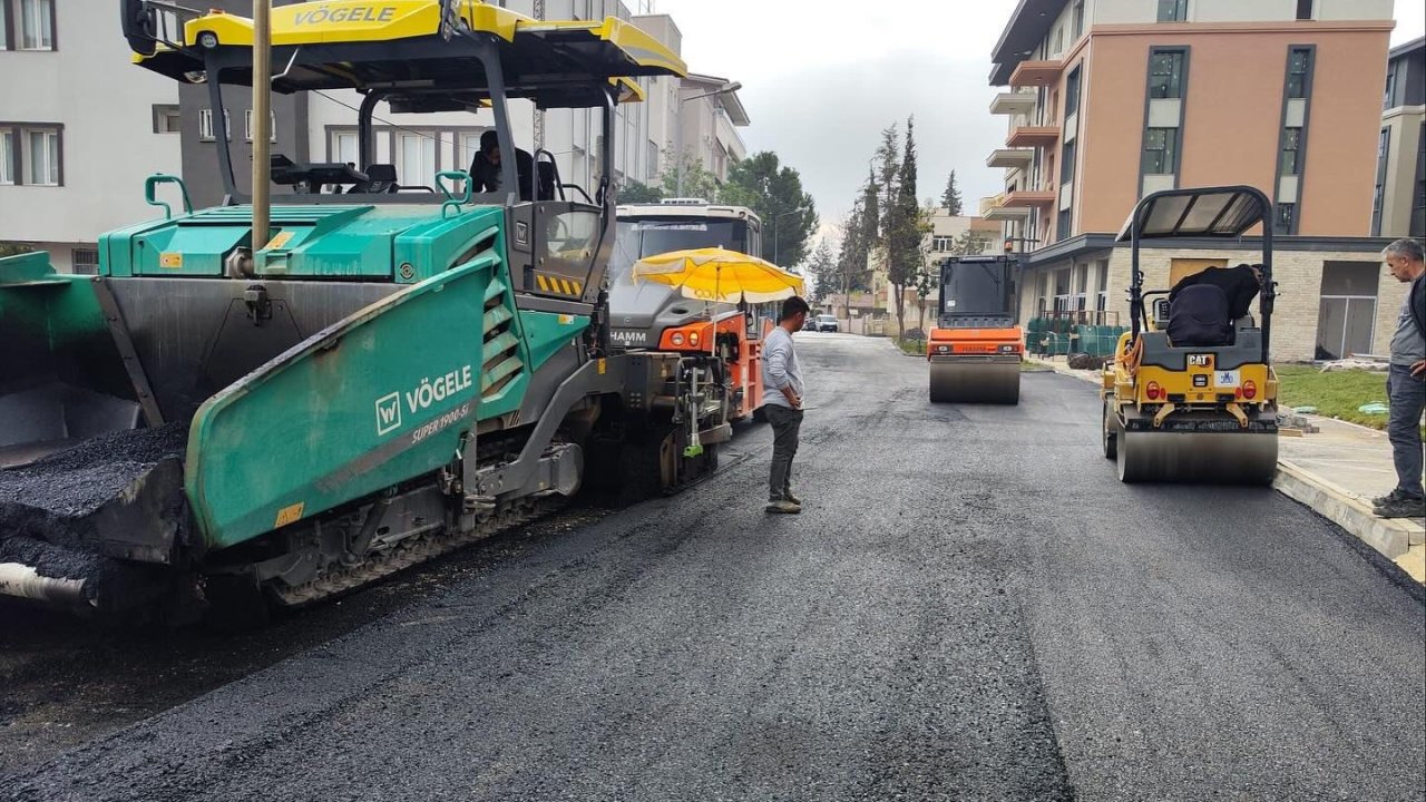 Adıyaman Belediyesi’nden çarşı merkezinde yoğun altyapı mesaisi