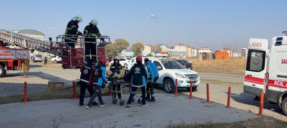 Kars Devlet Hastanesinde (HAP) Tatbikatı Gerçekleştirildi