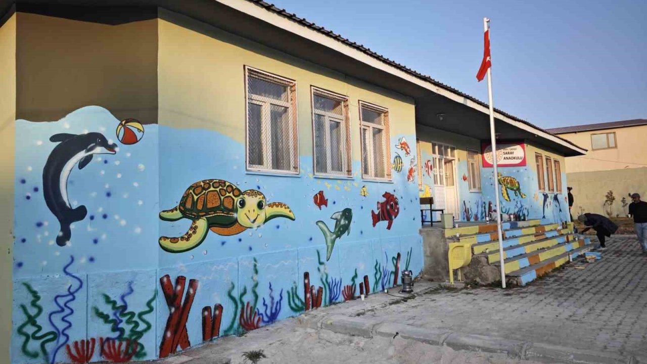 Van Güzel Sanatlar Lisesinden anaokuluna renkli dokunuş