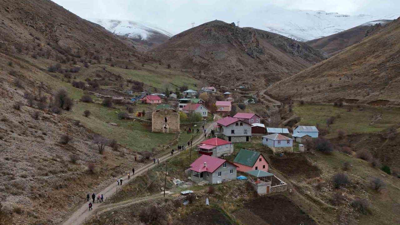 Gümüşhane’nin ’Düş Patikası’nda yürüdüler