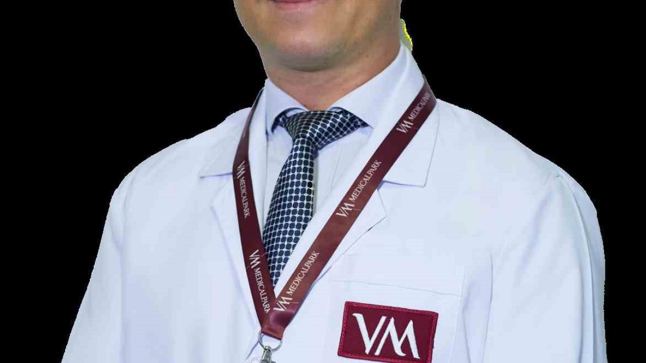 Göğüs cerrahisi uzmanı uyardı: "Akciğer kanserinde erken teşhis için geç kalmayın"