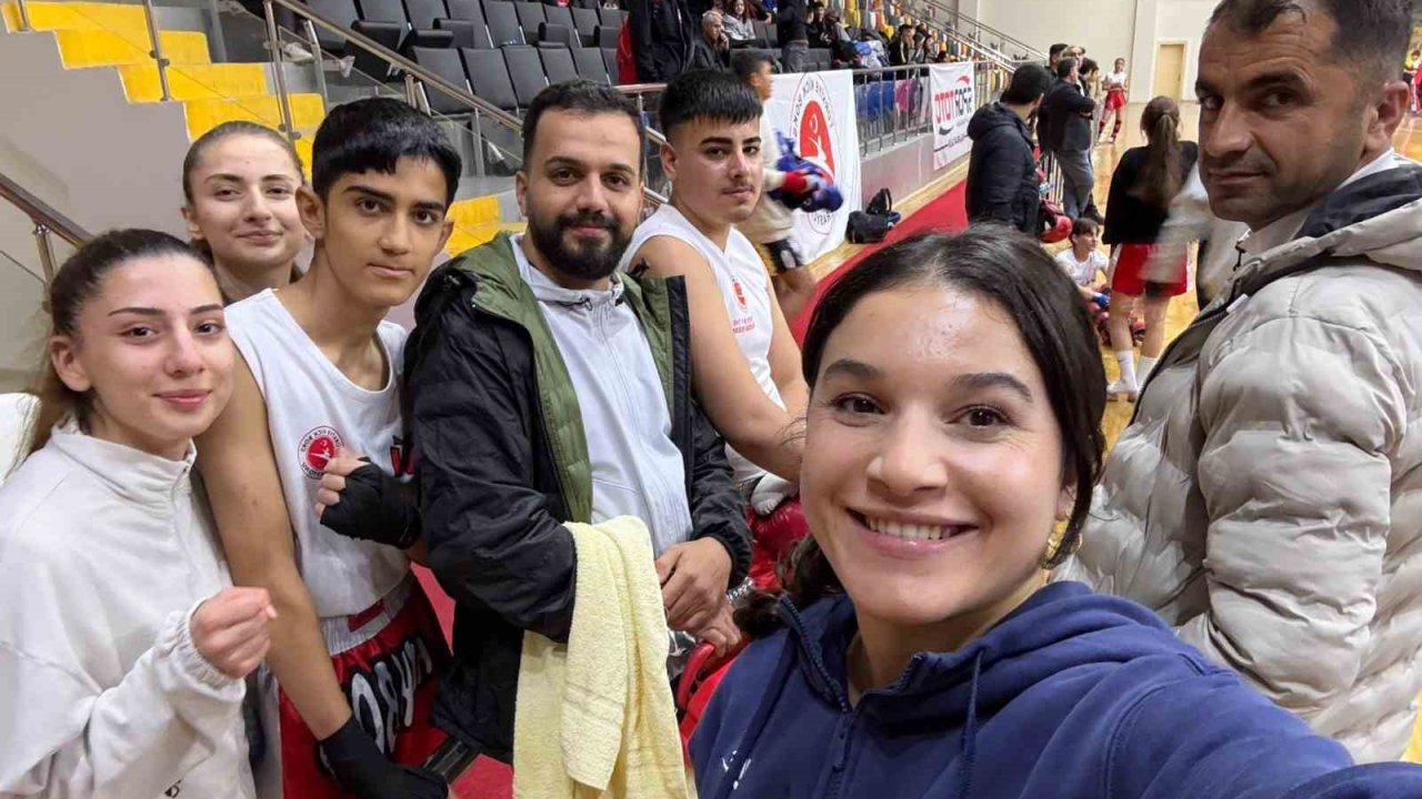 Tunceli’den kick boksta büyük başarı