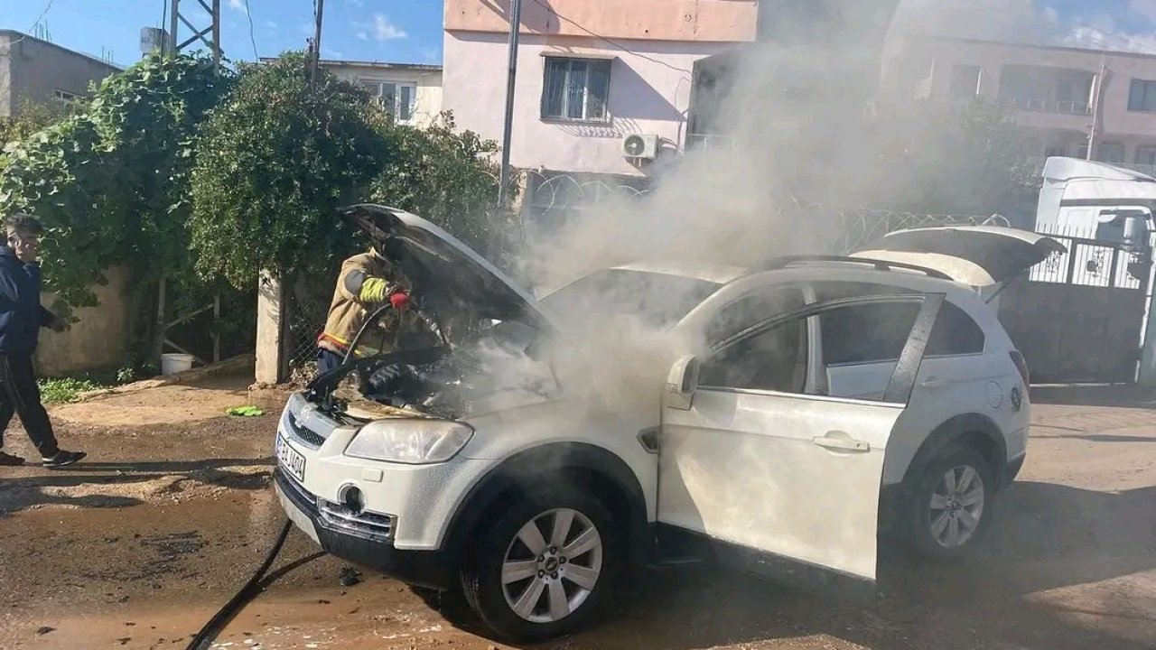 Kırıkhan’da cip yandı