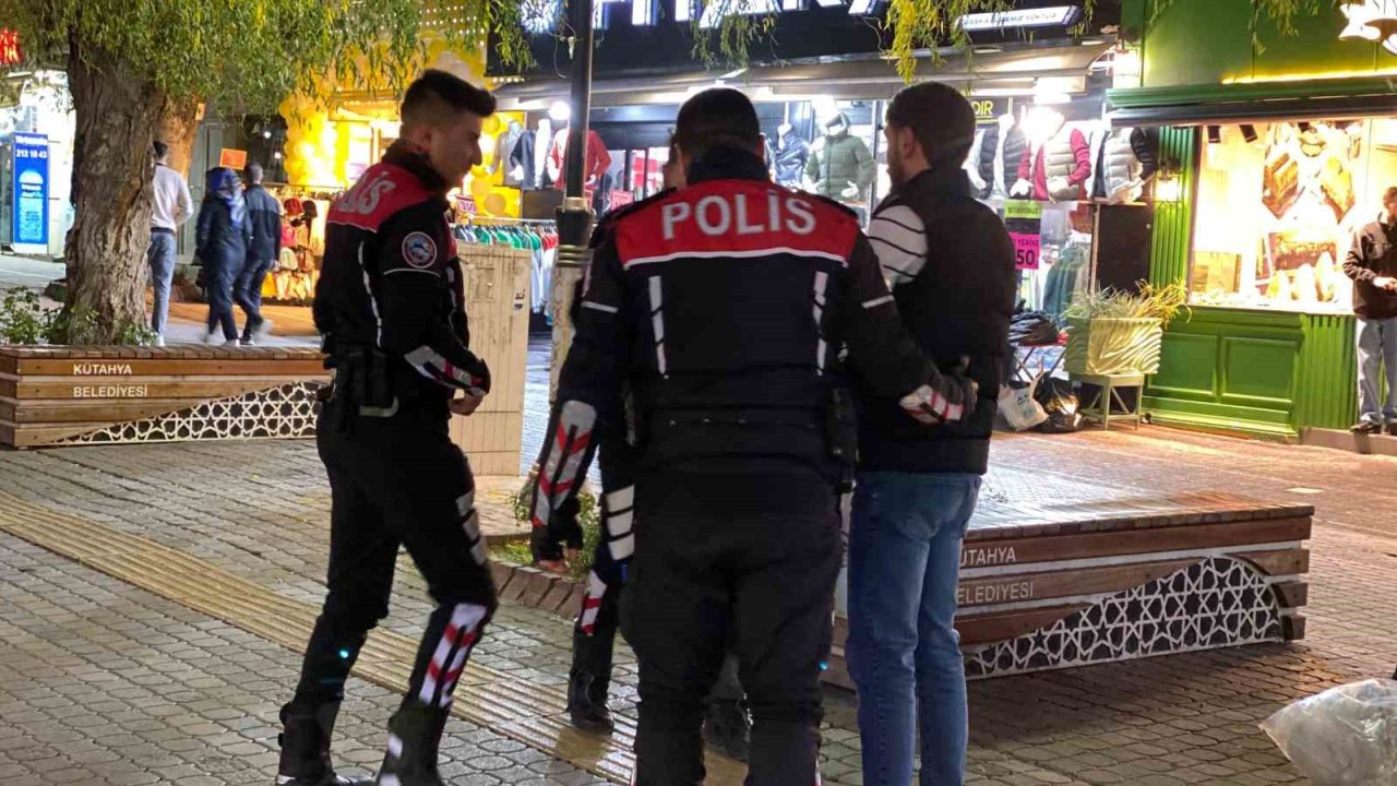 Kütahya’da asayiş uygulamalarında 50 aranan şahıs yakalandı