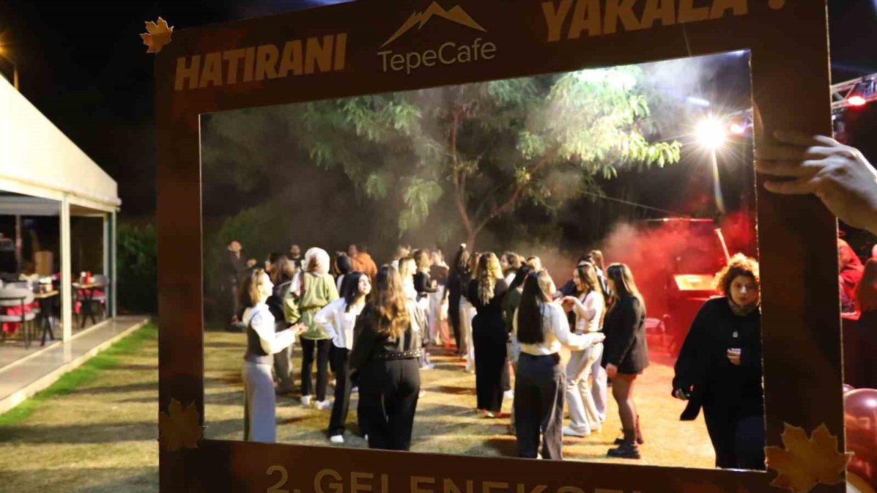 Başkan Tetik, Tepe Şenliği’nde gençlerle buluştu