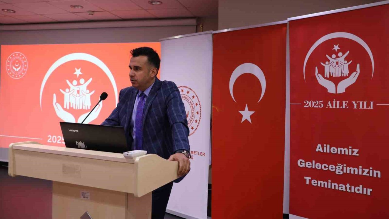 Aile eğitiminde onurlandırma yaklaşımı ele alındı