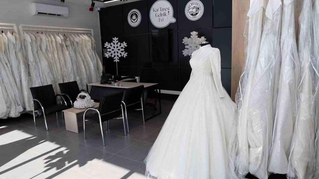 Kar Tanesi Gelinlik Evi ara tatilde mutlu koşuşturmacanın adresi oldu