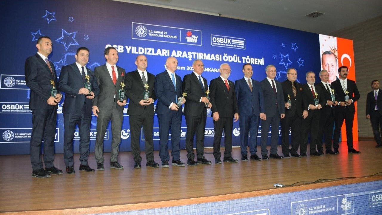Kayseri OSB Başkanı Yalçın’a Sanayi ve Teknoloji Bakanı Kacır’dan ödül