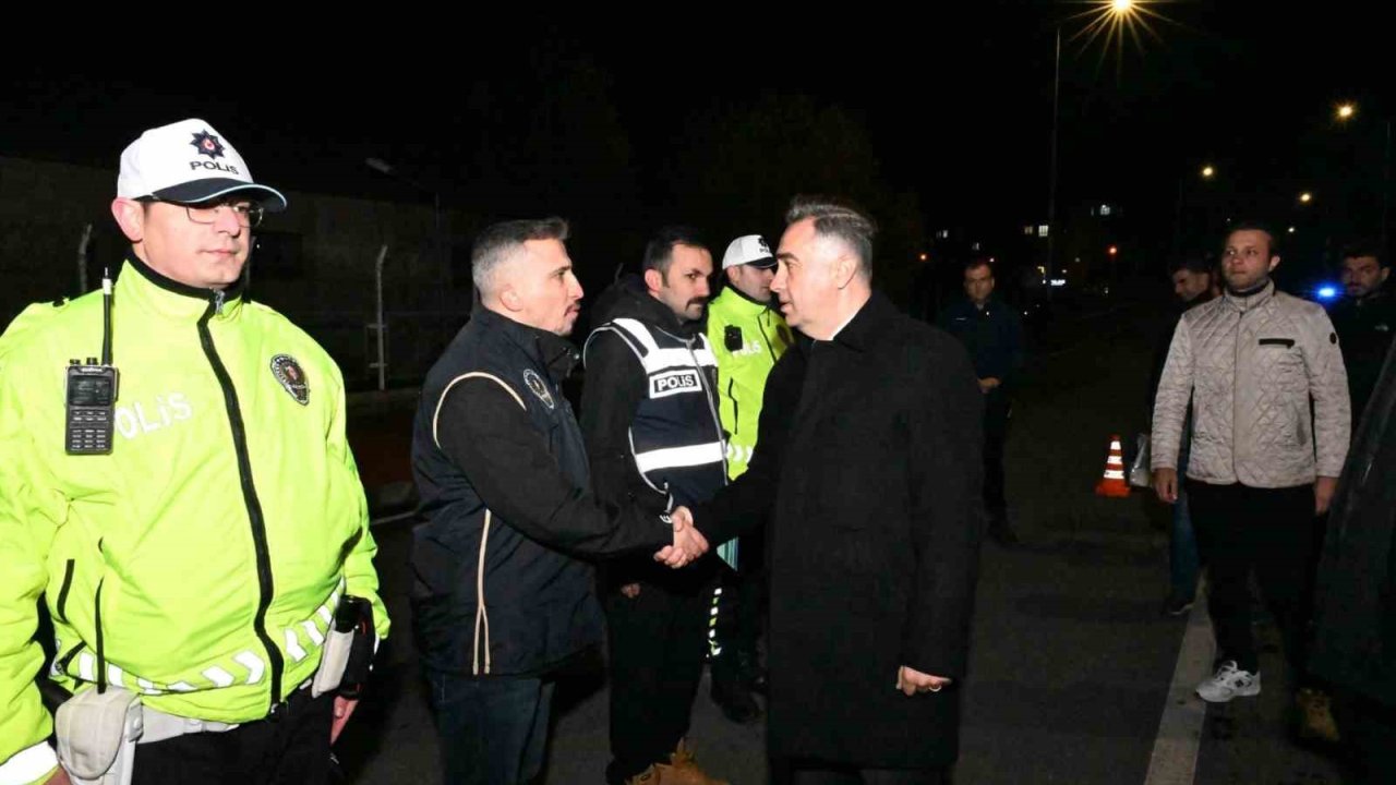 Ağrı Emniyet Müdürü Önder, KYK yurtlarında gece güvenlik tedbirlerini denetledi