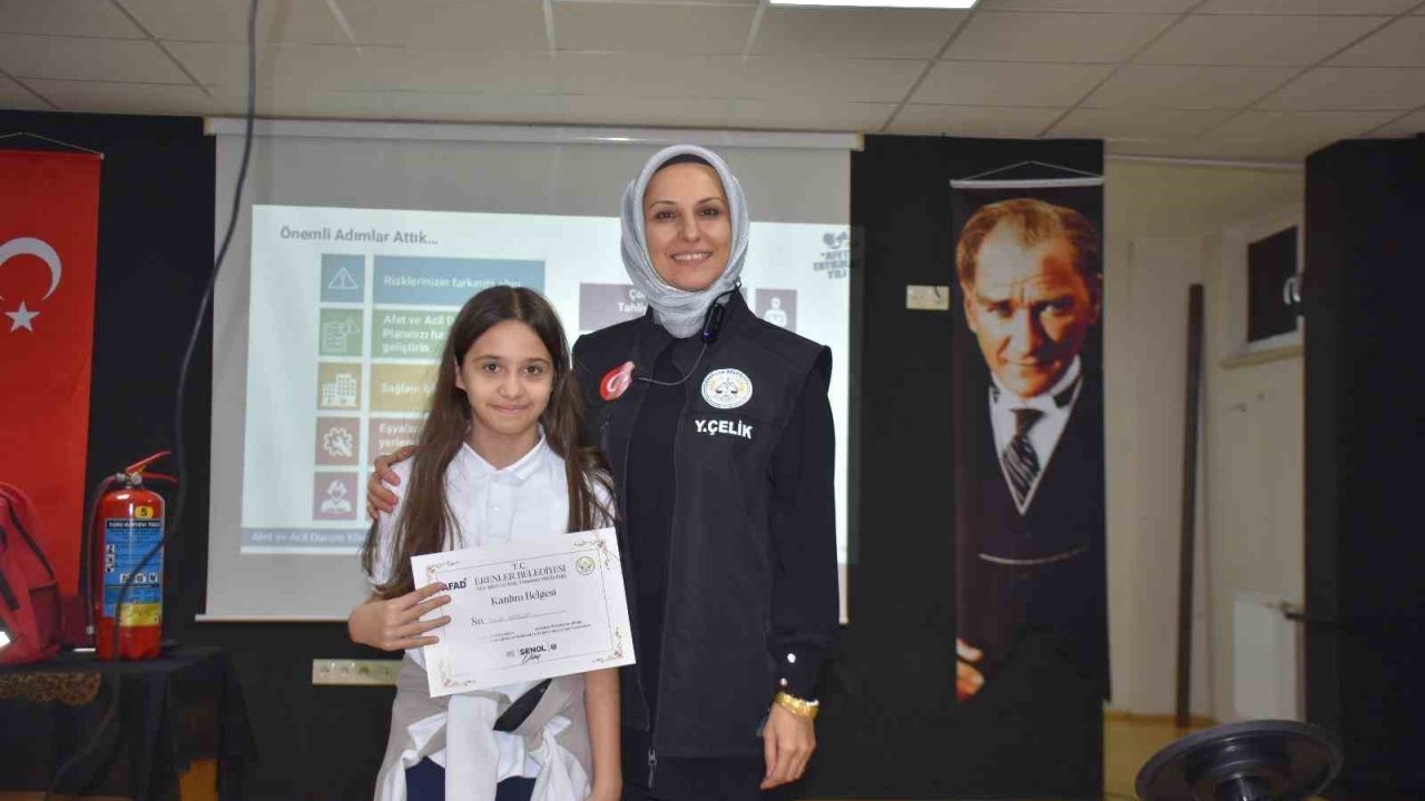 Erenler’de 12 okulu kapsayan afet farkındalık eğitimleri başladı