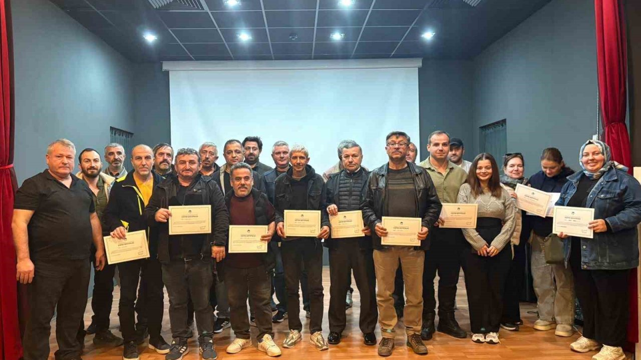 Sakarya Büyükşehir’in uzmanları evcil hayvanlarla ilgili bilinmesi gerekenleri anlattı