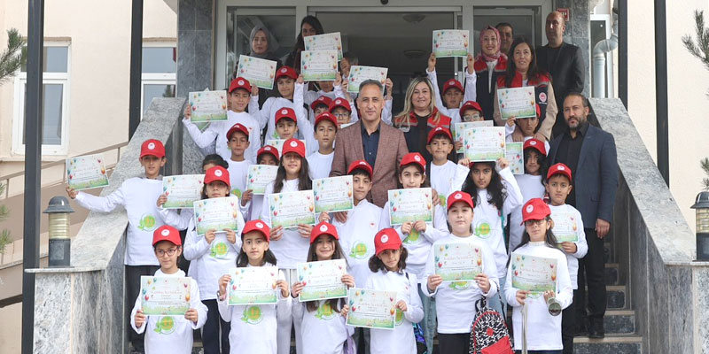 Kars'ta “Lider Çocuk Tarım Kampı” Eğitimi