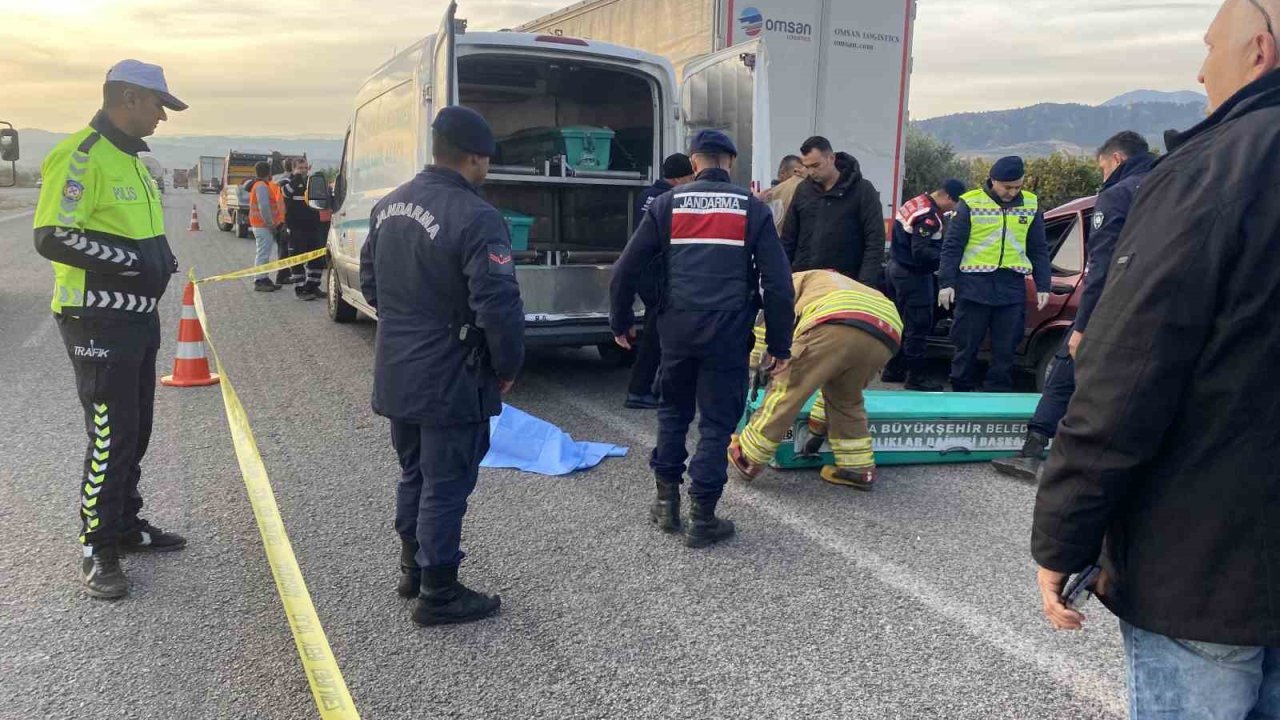 Alaşehir’de park halindeki tır can aldı