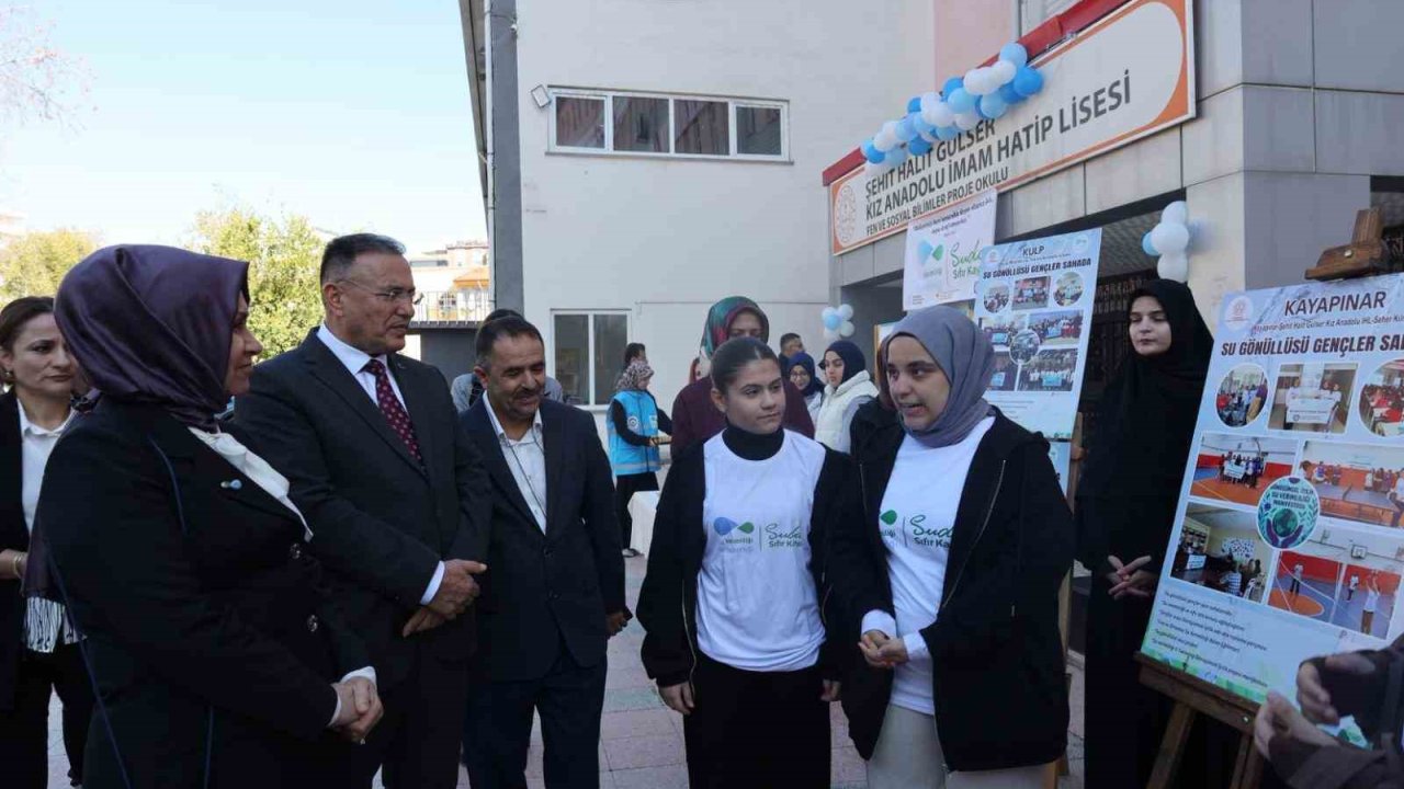 Diyarbakır’da Su Gönüllüsü Gençler Projesi