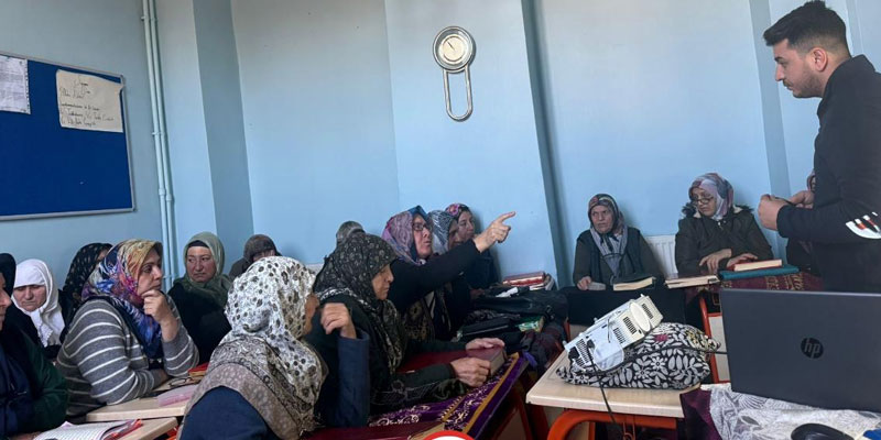 Kur’an Kursu’nda Aile İçi İletişim Eğitimi Verildi