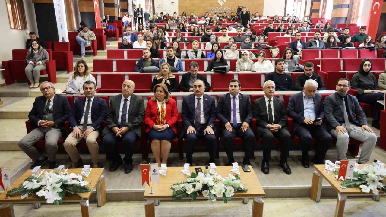 HKÜ’de Türkiye-Azerbaycan dostluğu ve stratejik ortaklığı