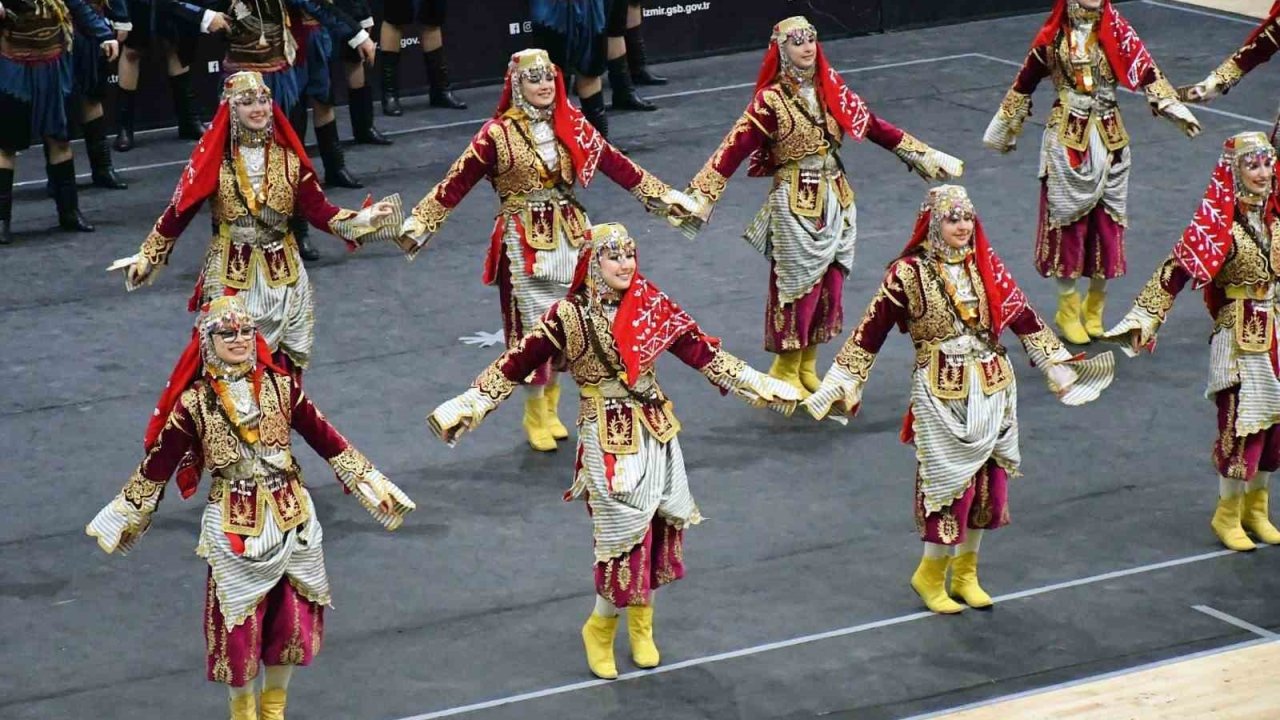 Yunusemre’de halk oyunları heyecanı başlıyor