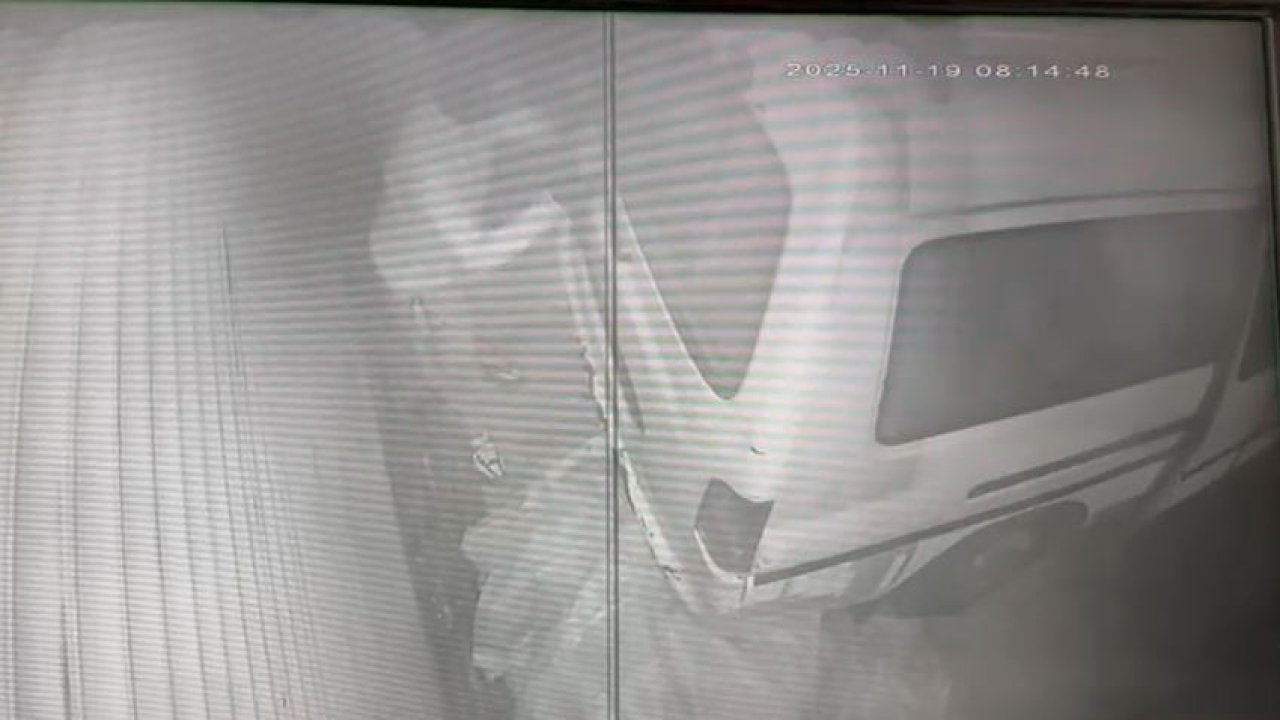 Hırsızlar park halindeki tekneyi çalamayınca zarar verip kaçtılar