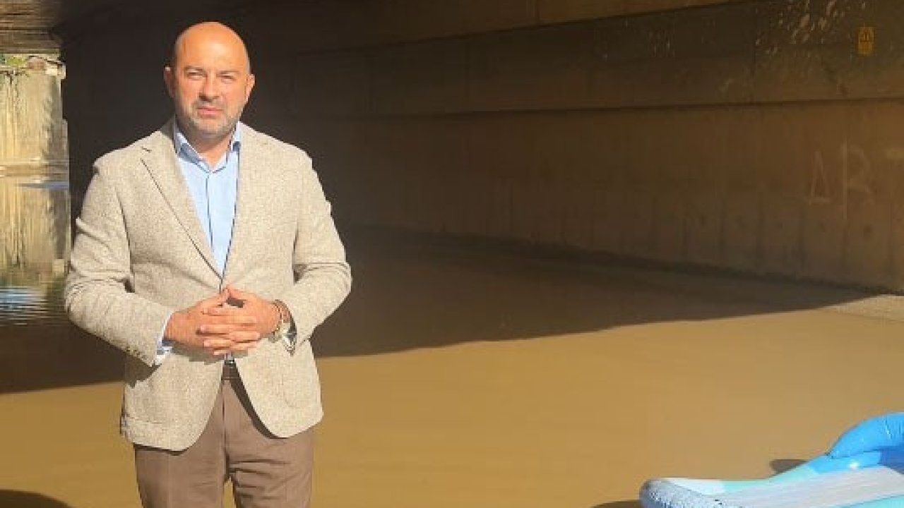 20 ay sonra aynı noktada su baskını yaşandı: Bu kez AK Parti’den CHP’li Belediye Başkanı Köse’ye ‘alt geçit’ eleştirisi geldi