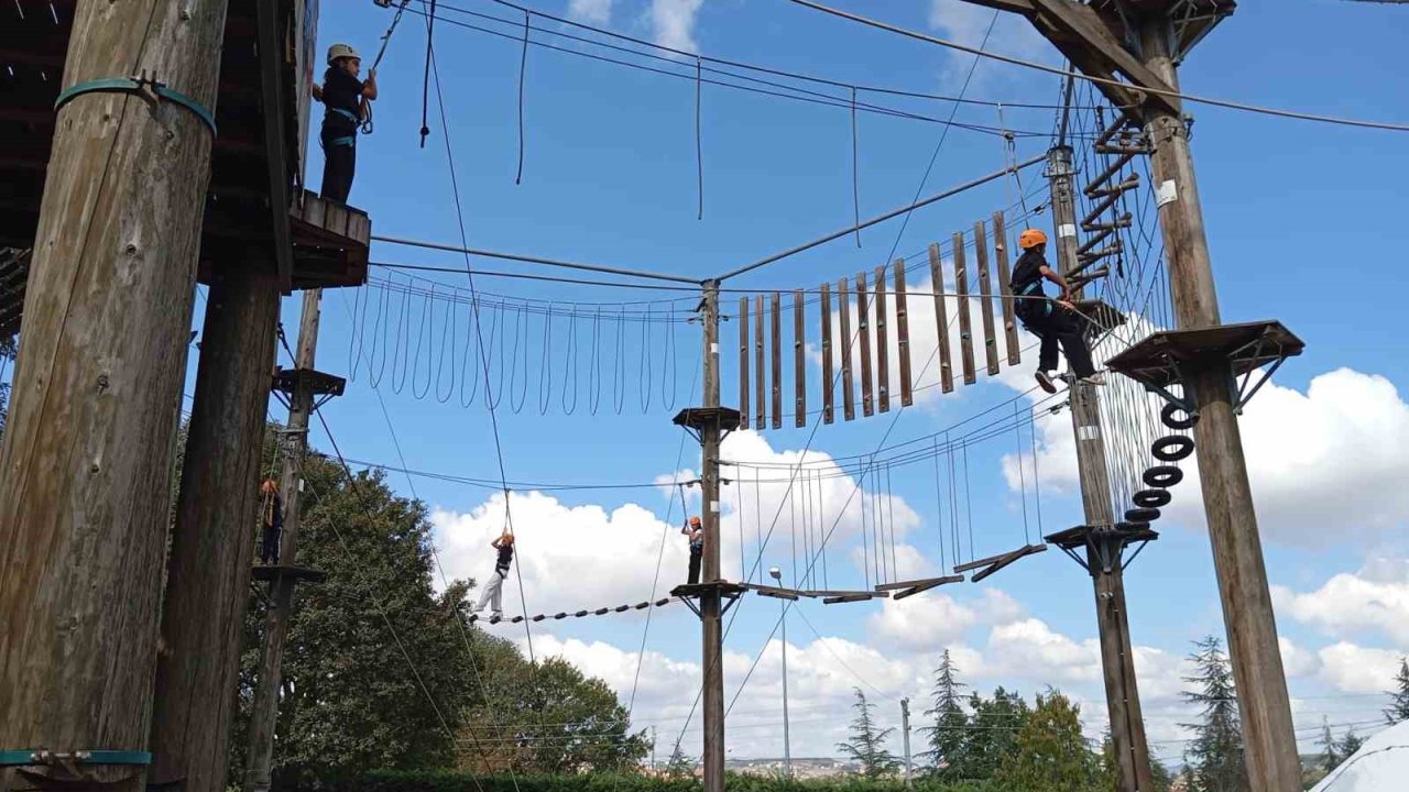 Çocuklar Macera Park’ta hem keşfediyor hem gelişiyor