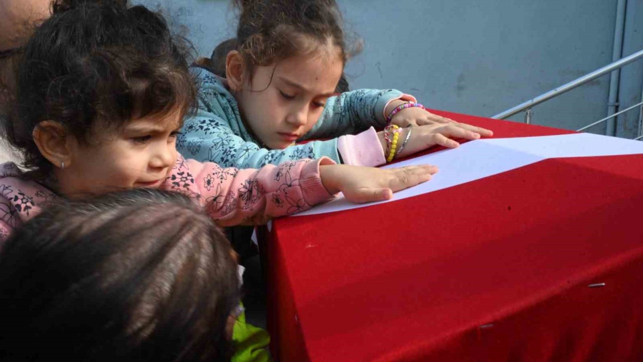 Astsubay Mustafa Yılmaz son yolculuğuna uğurlandı