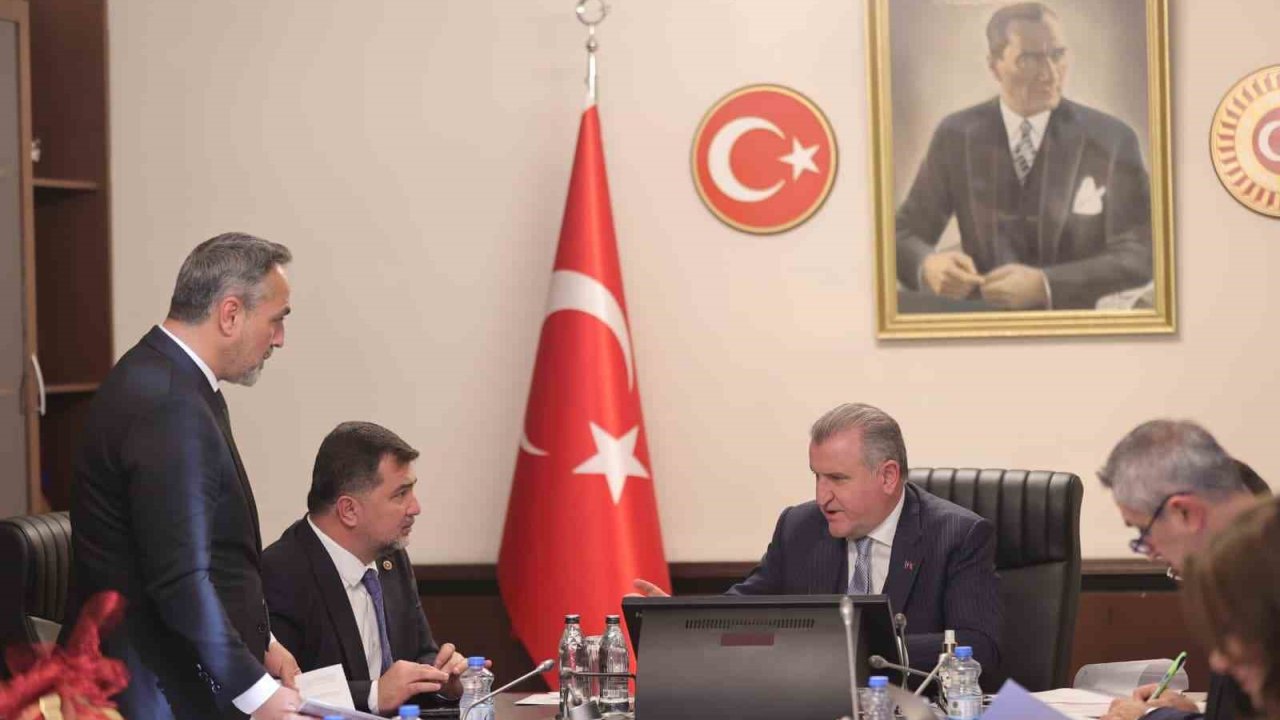 Düzce’ye spor yatırımı müjdesi